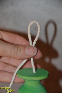 Jouet : comment fabriquer une cloche pour nos perroquets ?
