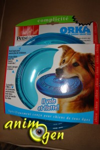 Jouet pour chiens : frisbee Orka Flyer, Petstages (test, avis, prix)