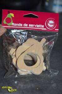 Jouet de patte à fabriquer pour nos perroquets : tutti frutti en ronds de serviettes