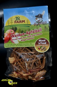 Jouet pour lapins et rongeurs : balle osier-pomme, JR Farm (test, avis, prix)