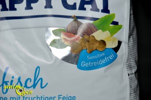 Alimentation : croquettes pour chat Happy Cat Seefish, aux bananes et aux figues (test, avis, prix)