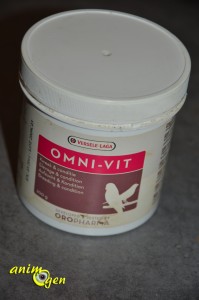 Les vitamines pour nos perroquets : Omni-Vit (Versele Laga)