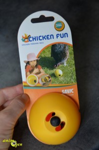 Jouet : balle de foraging pour poules, Savic (test, avis, prix)