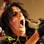 People : le boa d’Alice Cooper fait son coming out
